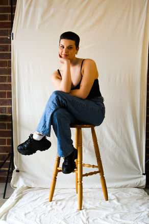 ELLA DUNSHEA | INTERVIEW + TRACK REVIEW