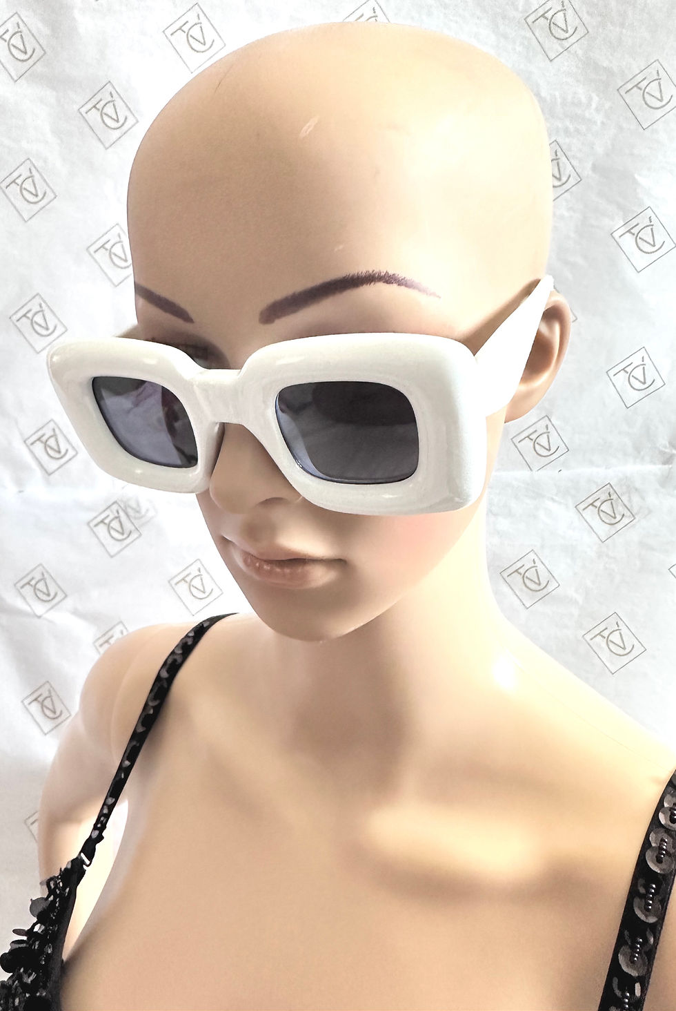 Thumbnail: The Carnival Vibe Retro Glasses 