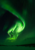 Learn the techniques to photograph the Northern Lights on our guided evening tour
