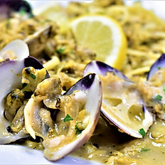 linguine white or red clam sauce 