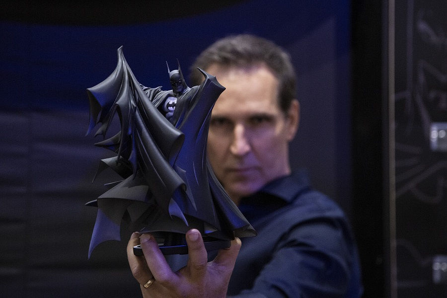 Miniatura: DC Direct estatua Batman Black & White 2.0
