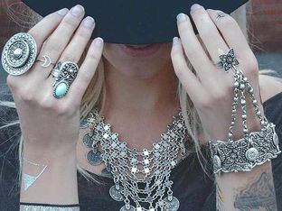¿Cómo limpio mis accesorios plateados? ↓ ↓ ↓ ↓ Fácil, En 5 pasos !