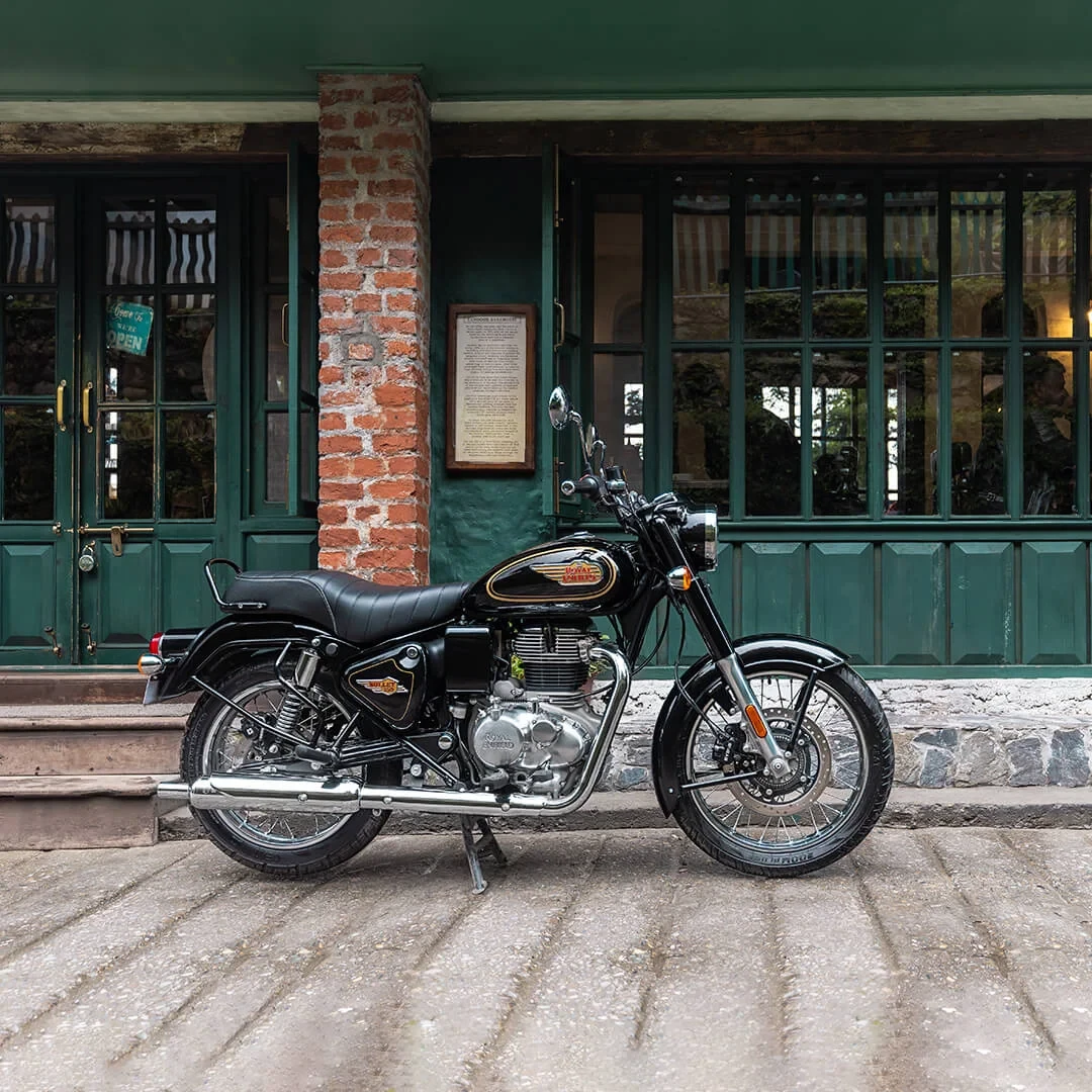 2024 Royal Enfield Bullet 350 Black/Gold