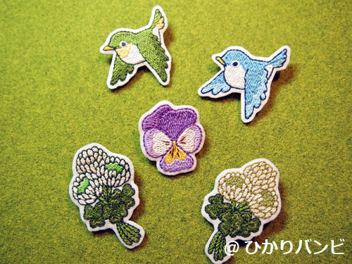 2013-手刺繍ブローチ