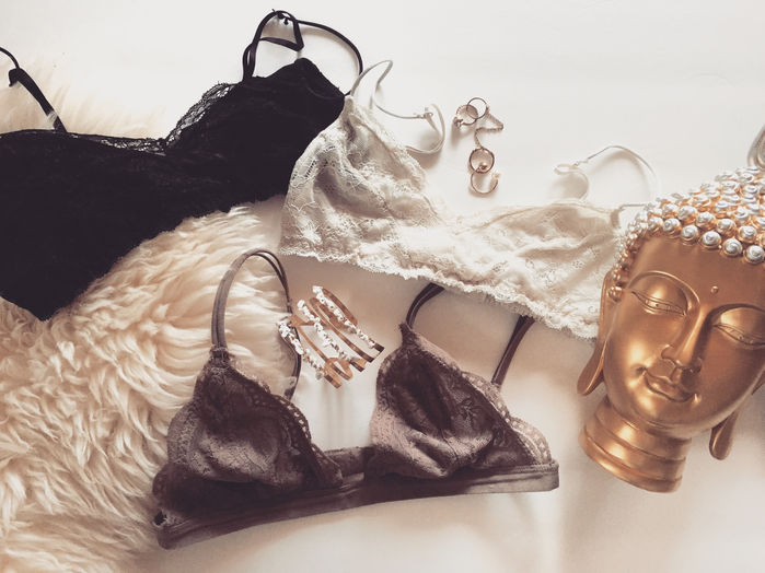 BraLET'S
