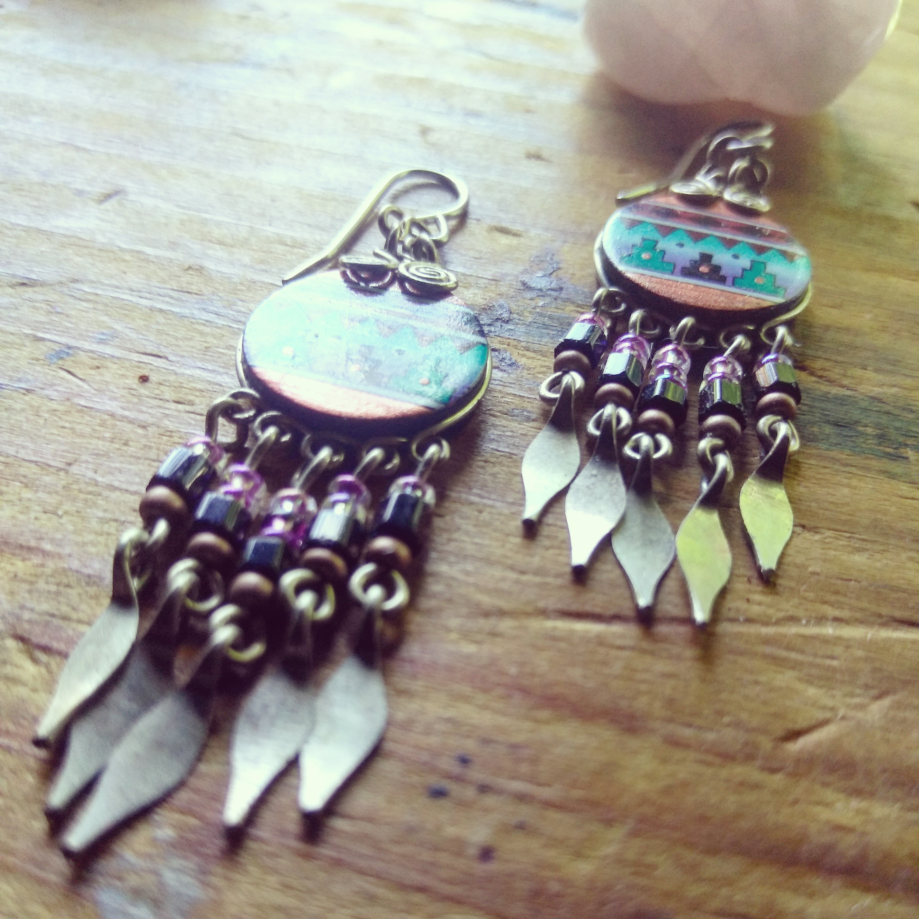 american tumbleweed_earrins_native print