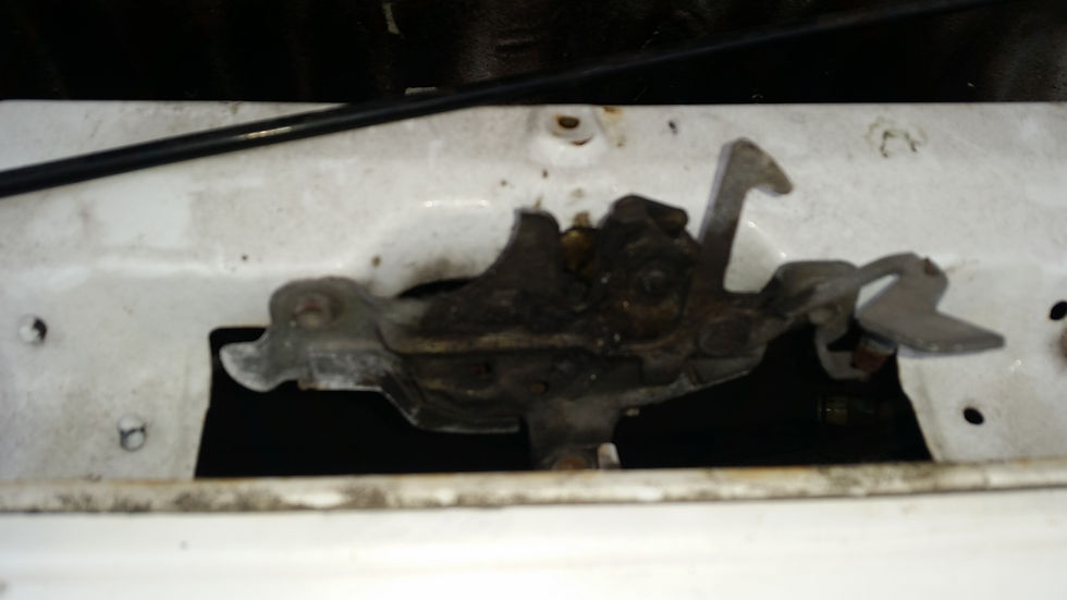Thumbnail: Toyota MR2 MK1 engine bay latch