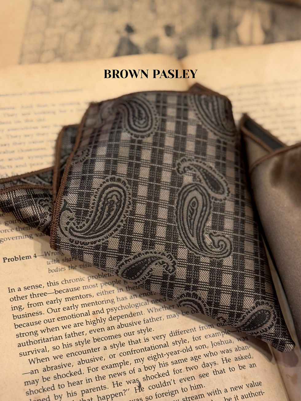 Thumbnail: SQUARE POCKET - VINTAGE BROWNISH