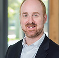 Thompson.HeadShot2018.jpg