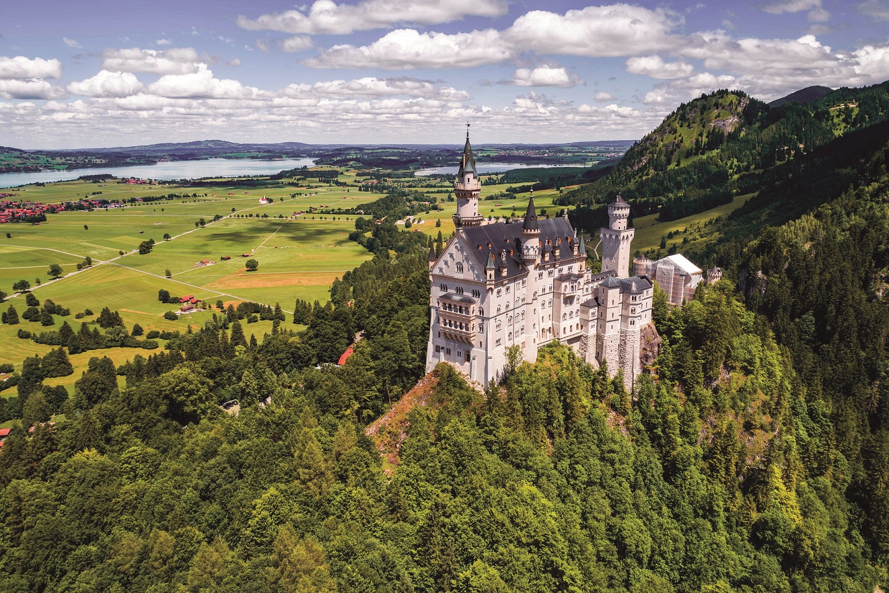 Kempinski Munich Opens the Door to the City Itself