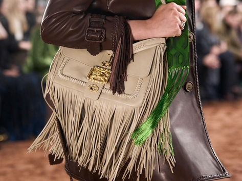 Burberry presents the new Rider ba