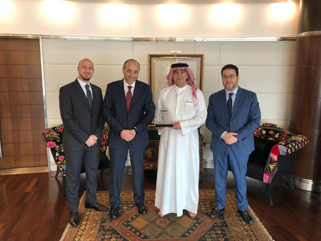 Qatar Automobiles Company awarded “FUSO General Distributor of the Year” among Middle East & Afr