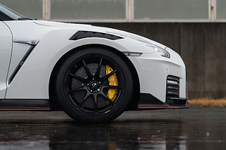 Nissan’s Brake Caliper Colours Are More Than Decoration