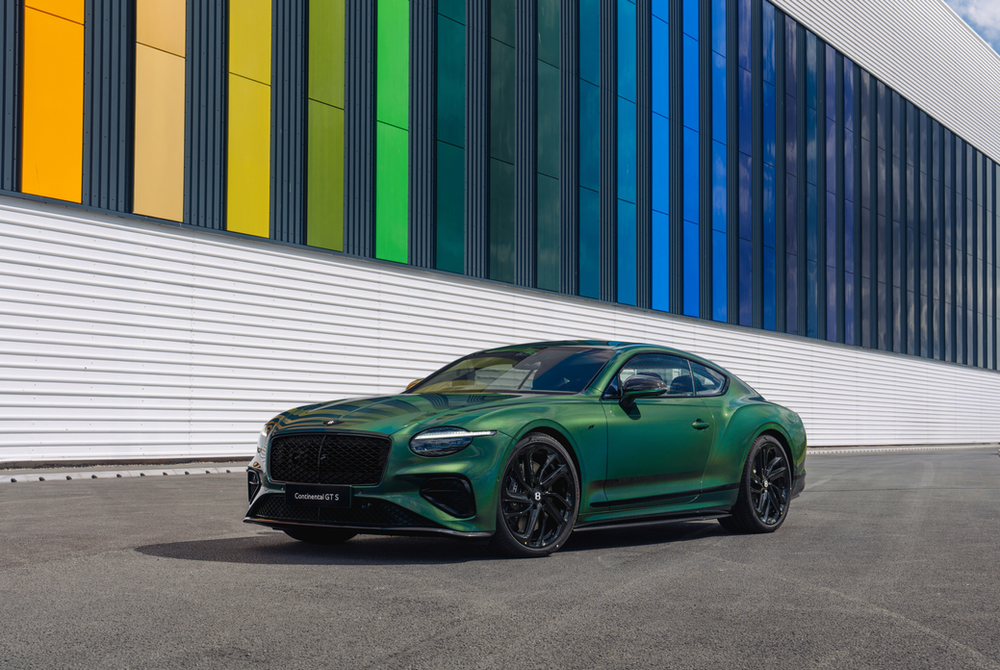 Bentley Opens Its New Crewe Paint Shop With a Spectral Continental GT S