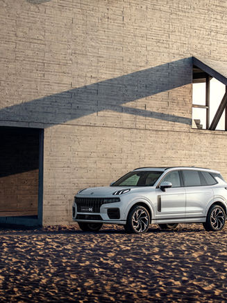 Lynk & Co 09...the ultimate luxury SUV for business or leisure- available at Auto Class Cars at its showroom on Salwa Road