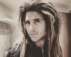 916551_597421773742637_1331892708_n(1)