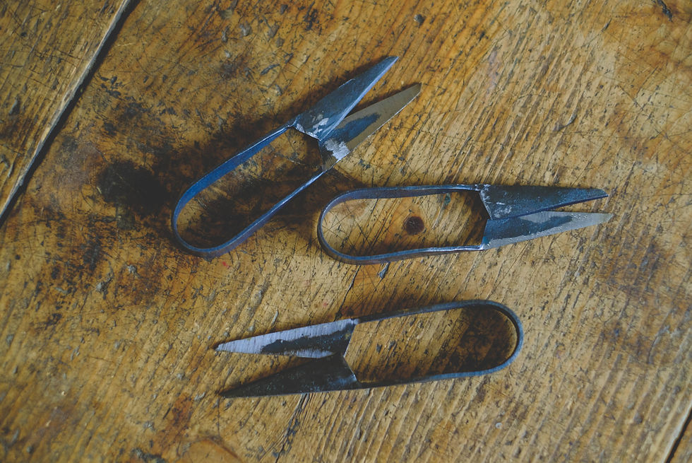 Miniatyrbild: Hand forged scissor- small