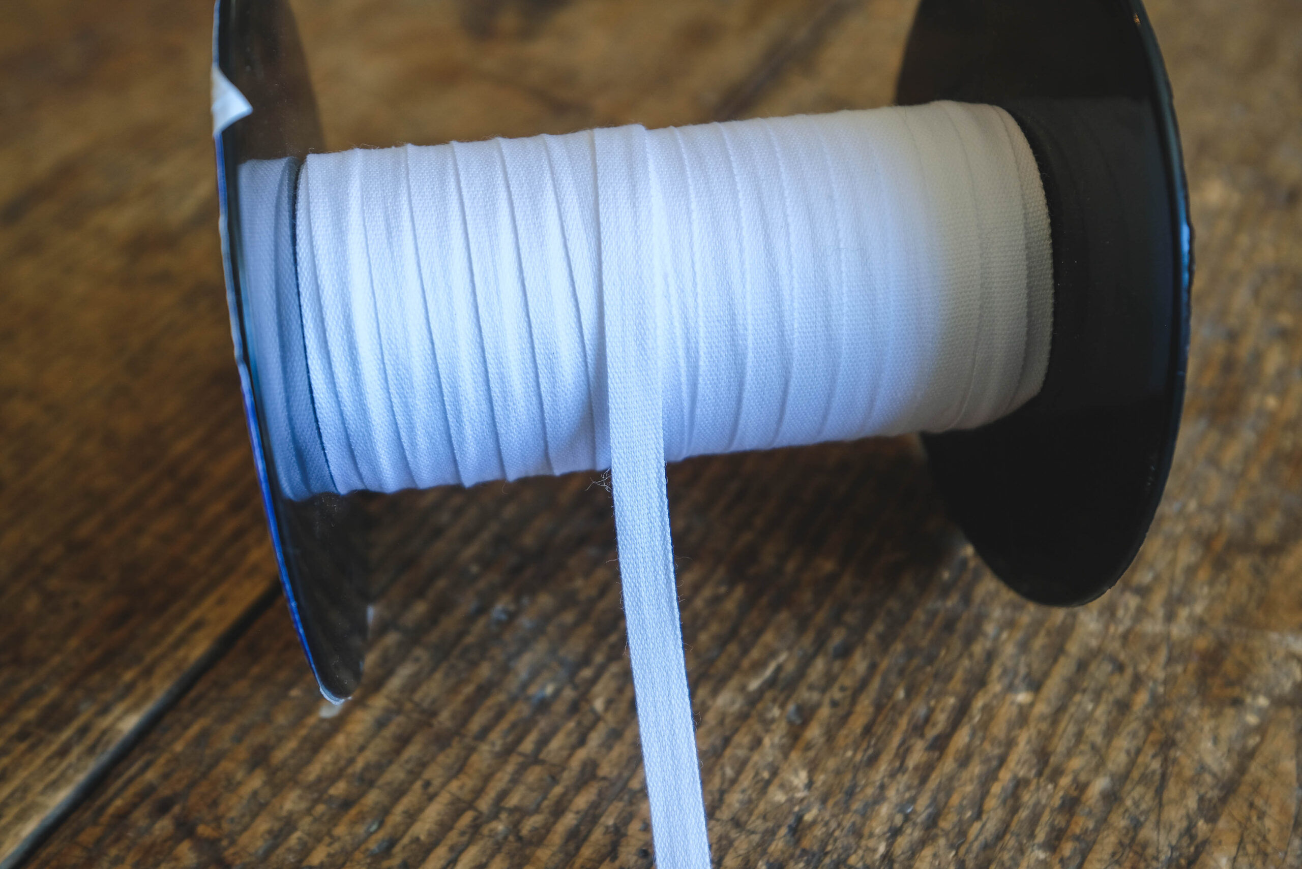 Cotton tape 6mm- creme