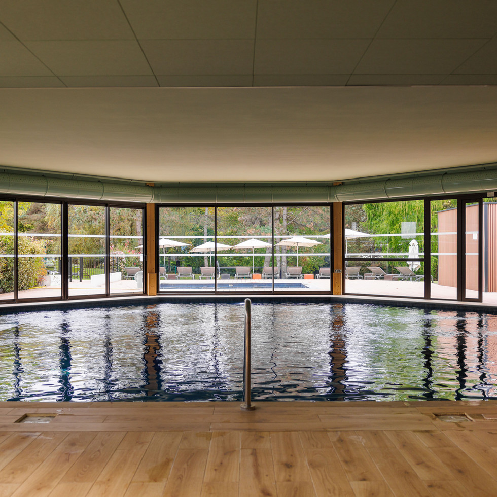 Bassin intérieur chauffé