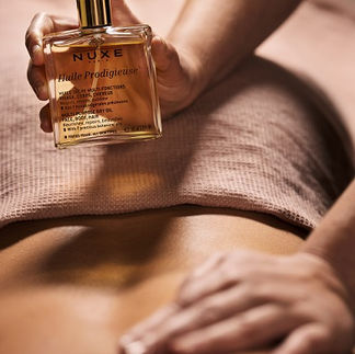 Instant cocooning : massage du dos avec huiles NUXE à Aix‑les‑Bains