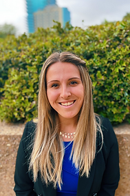 Nicole Davis Headshot
