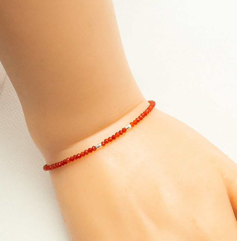 Miniature : Bracelet femme artisanal très fin cornaline naturelle 2 mm argent 925