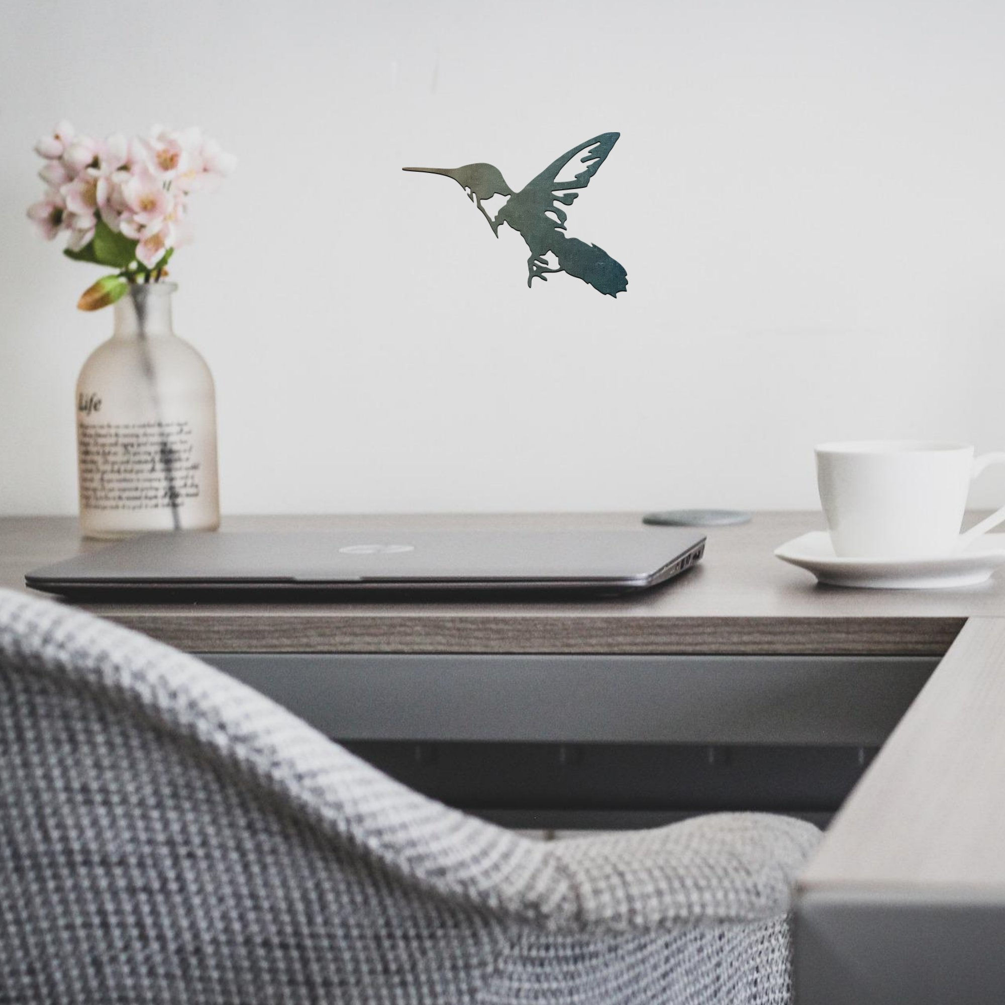 Hummer 4 (hummingbird metal art cutout)