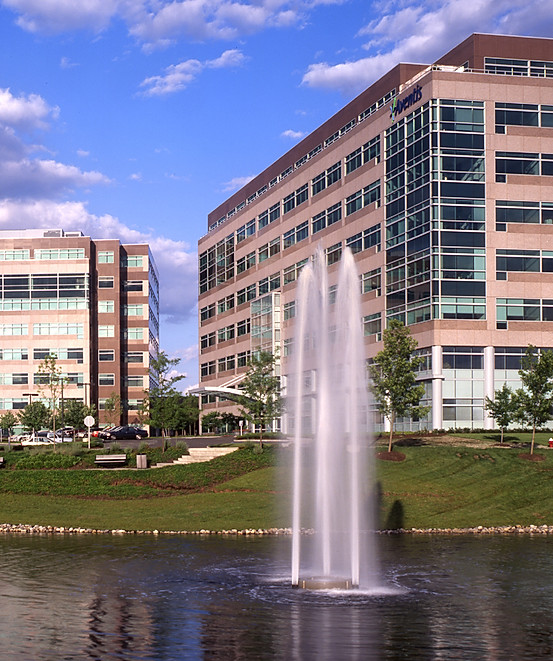 400 Crossing picture fountain.jpg