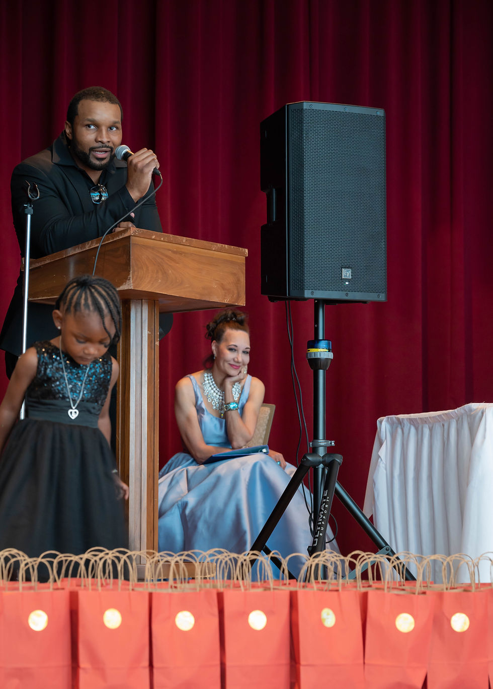 2022 gala andre and amari lori