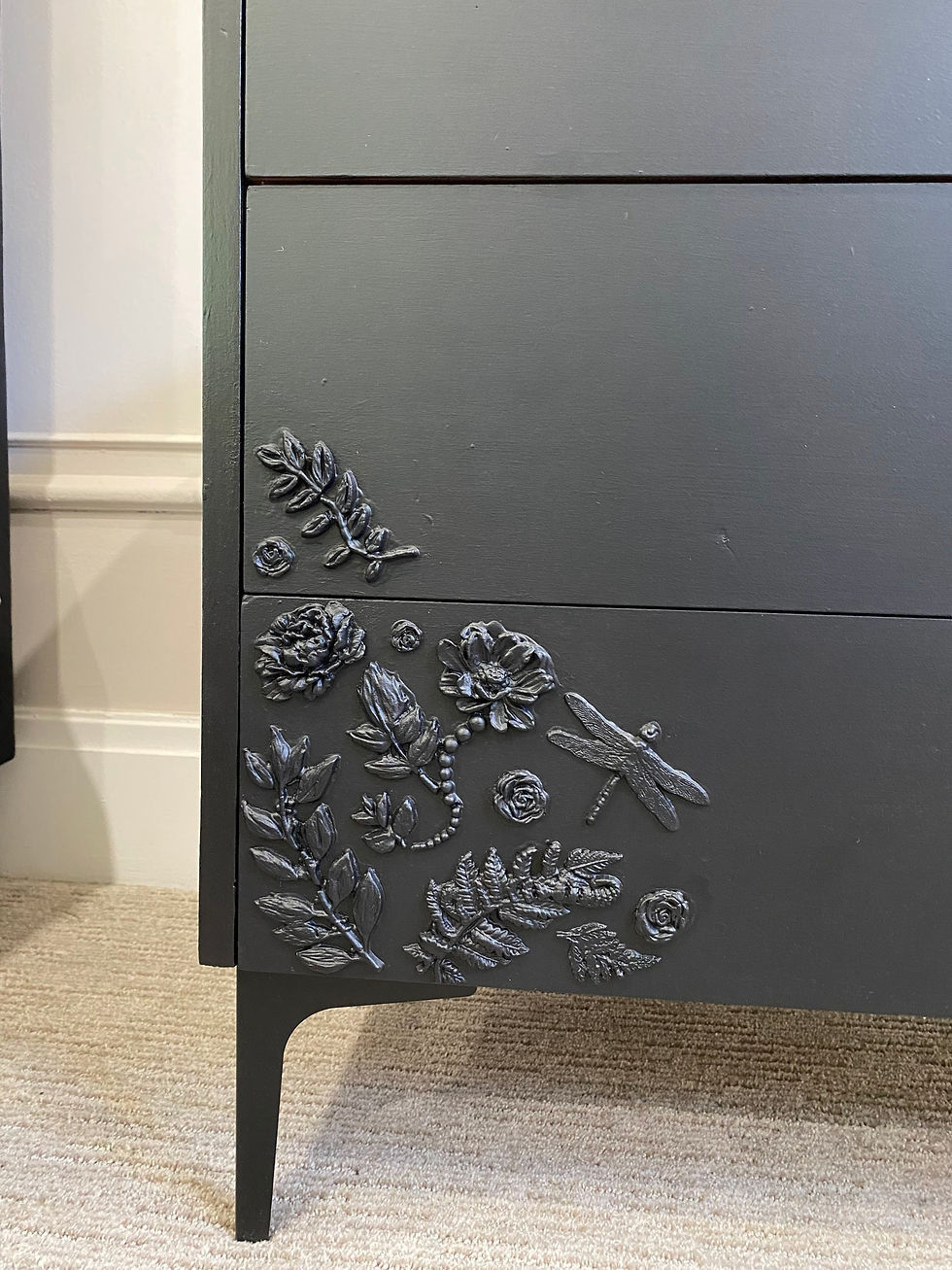 Thumbnail: 2 Night Garden Tone-on-Tone Nightstands/Side Tables w/Glass Protective Top