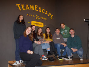 Social Web macht Schule Team bei einem Event im Teamescape Dresden