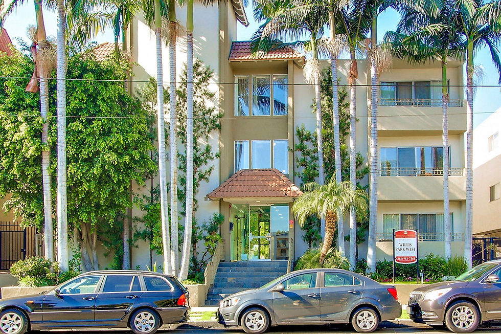 4573 Willis Avenue Sherman Oaks 22-unit apartment building sale