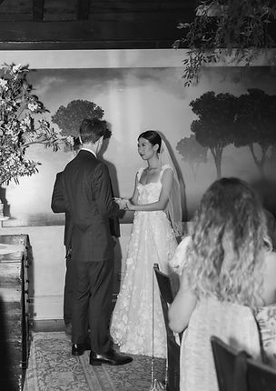 Magalie Lafleur Photography | NYC Gramercy Tavern Elopement Documentary style Timeless Elegant
