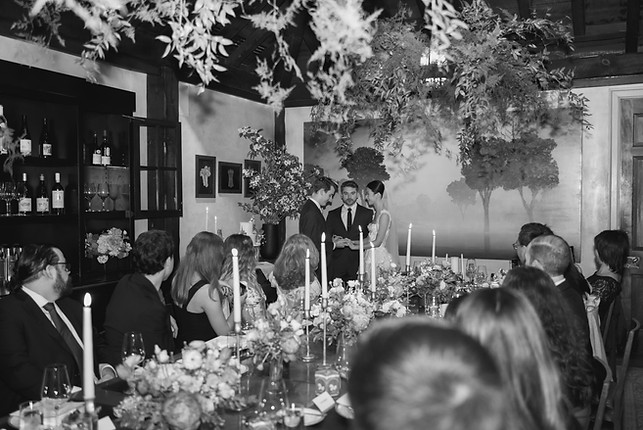 Magalie Lafleur Photography | NYC Gramercy Tavern Elopement Documentary style Timeless Elegant