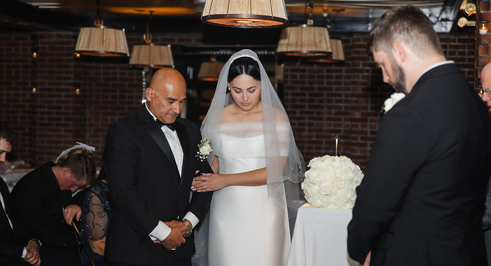 Magalie Lafleur Photography | NYC LaFayette Cafe & Central Park Wedding Documentary style Timeless Elegant