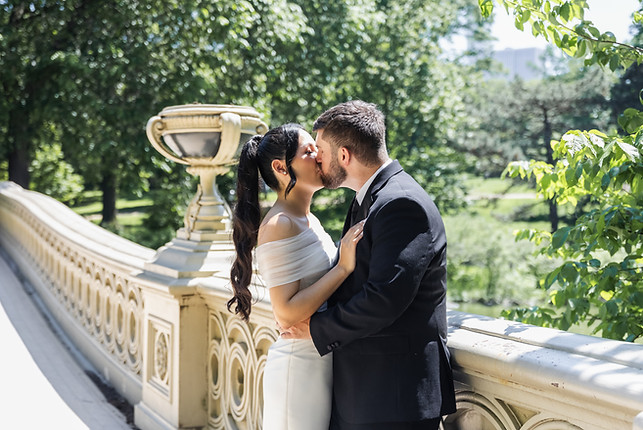 Magalie Lafleur Photography | NYC LaFayette Cafe & Central Park Wedding Documentary style Timeless Elegant