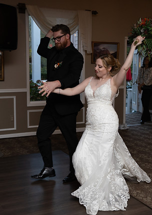 Magalie Lafleur Photography | NYC Hudson Valley Wedding Documentary style Timeless ElegantMagalie Lafleur Photography | NYC H