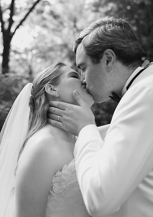 Magalie Lafleur Photography | NYC Wedding Documentary style Luxury Timeless Elegant