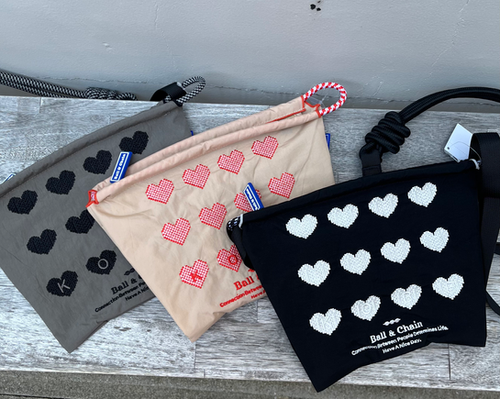 KOBE limited HEART(神戸限定ハート）ポーチ#01BLACK-301448