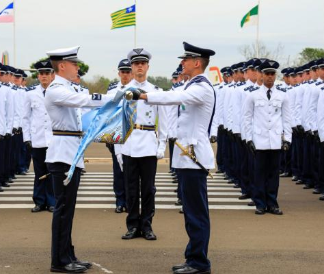 ✈️ AFA 2027: inscrições abertas para concurso para curso de formação de oficiais da Aeronáutica