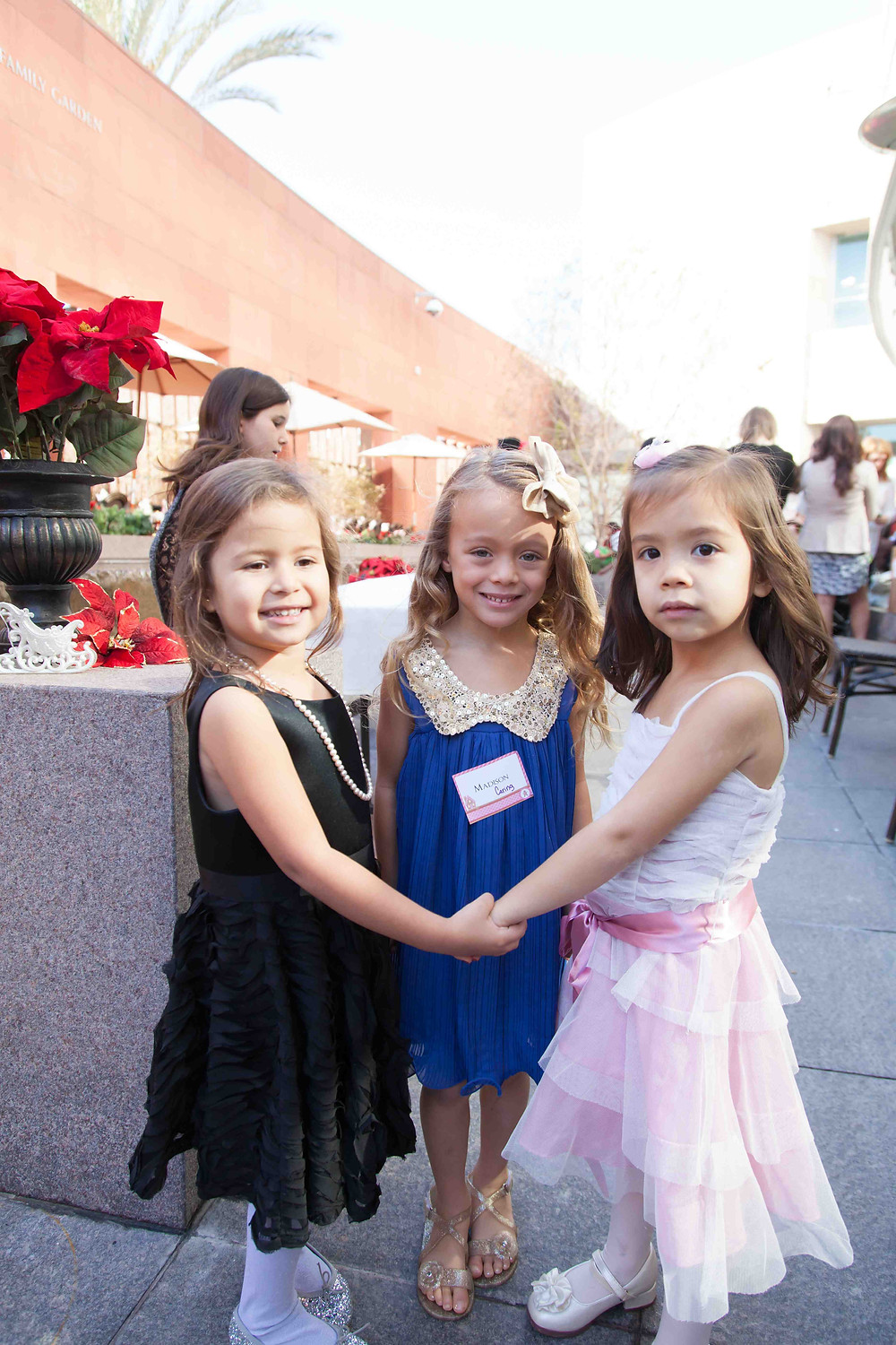 0178_Jason_Sorge_Photography_Julie_Mia_Tea_Gift_20141213_HiRes.jpeg