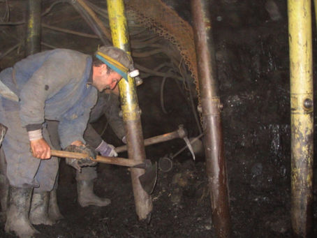 Minele din Valea Jiului au ajuns la o producție de circa 1.000 de tone de cărbune pe zi