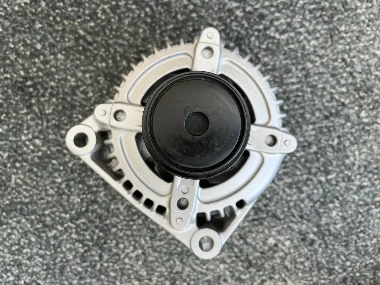 ALTERNATOR FOR Jeep Cherokee 2.8 Diesel CRD ENR ENS KJ KK