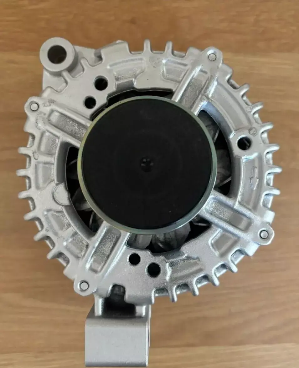 Thumbnail: Alternator FOR VOLVO C30 C70 S40 V50 2.4 V50 V60 2.5 S60 V40 V60 2.0 PETROL