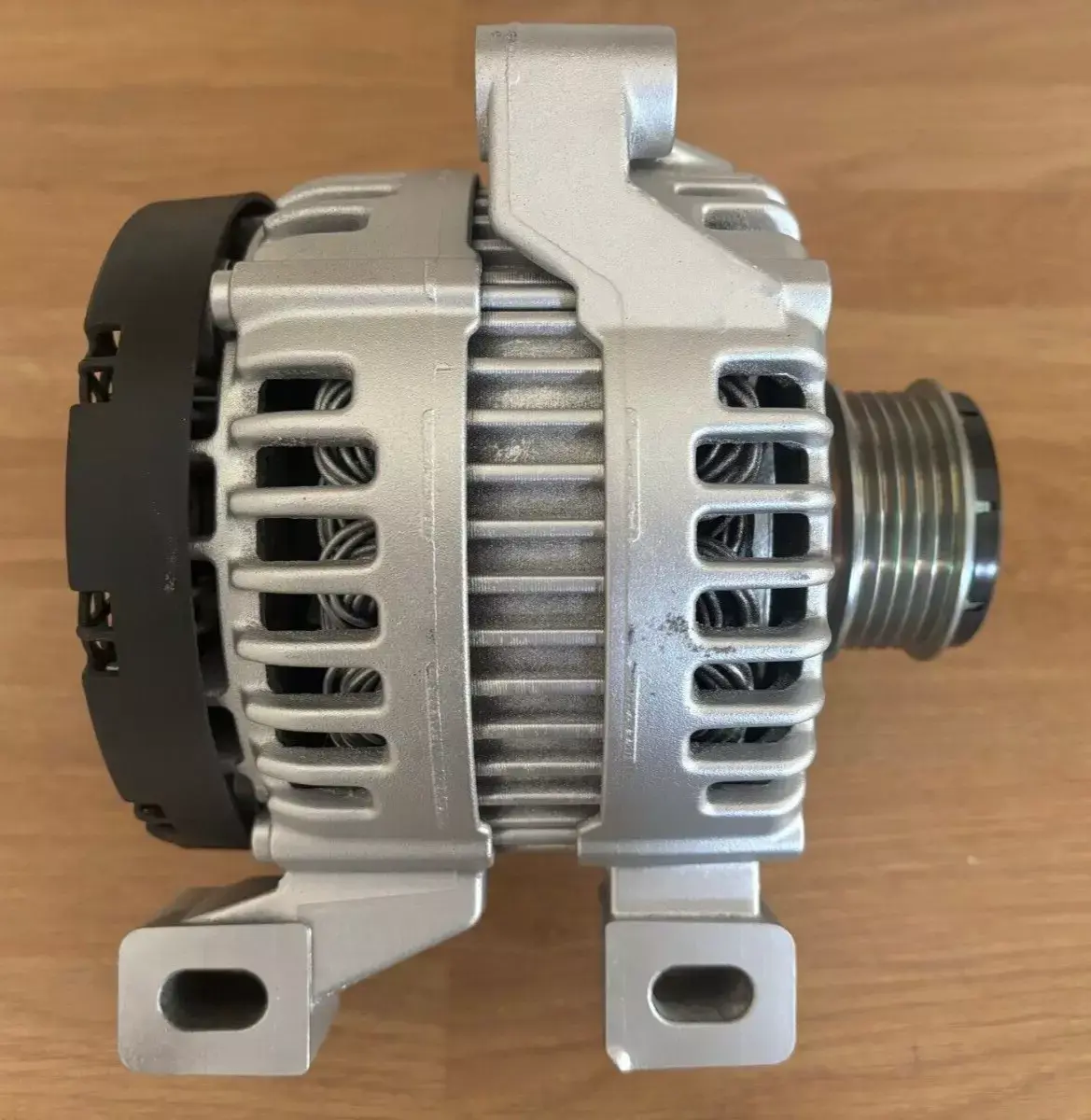 Alternator FOR Volvo S60 2.0 T4 V40 2.0 D3 175 AMP