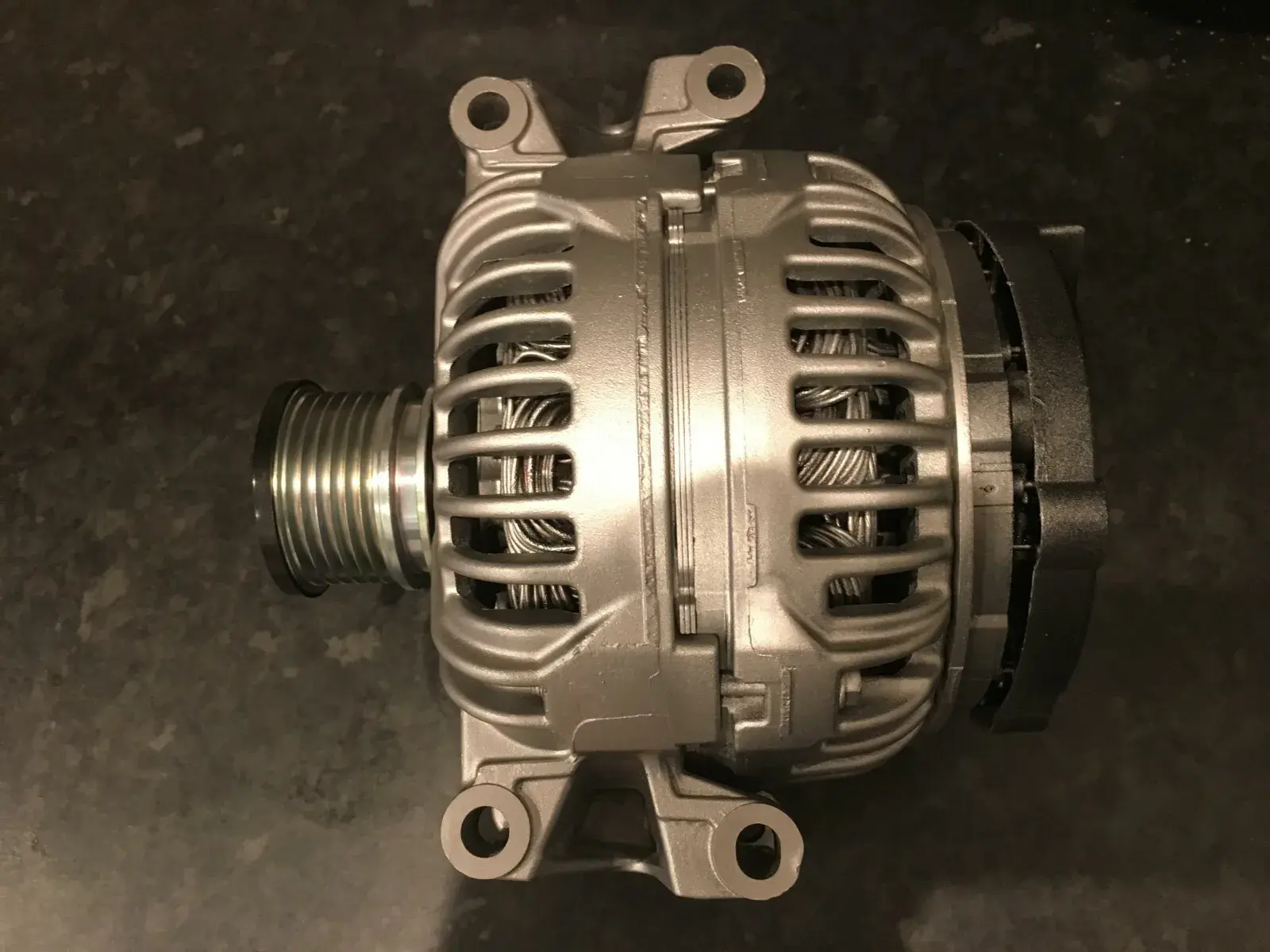 ALTERNATOR FOR Mercedes Sprinter 308 311 2.1 Diesel CDi 316 416 CDI