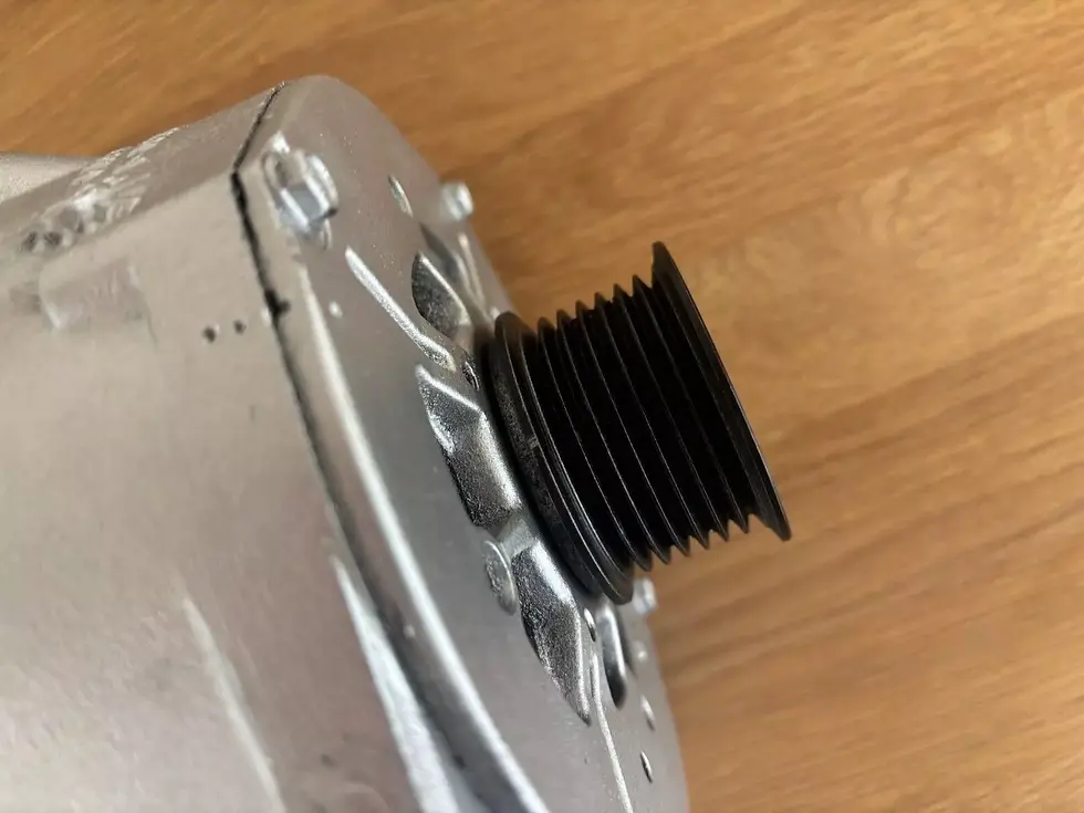 Thumbnail: WATER COOLED ALTERNATOR FOR RENAULT ESPACE IV MEGANE II SCENIC 2.0 PETROL 1.9 D