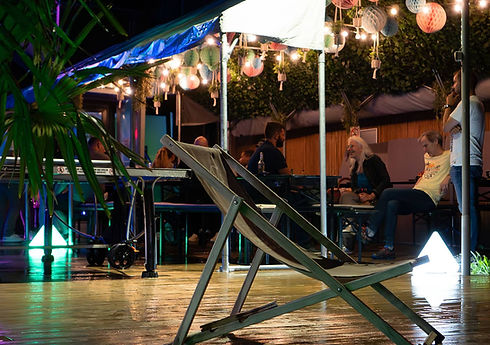 Außen Lounge tolle Abendstimmung 1 (1).jpg