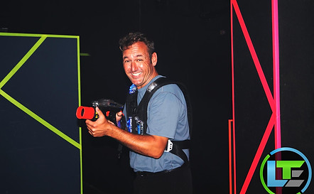 Lasertag-Duesseldorf-Geburtstag-für-Erwa
