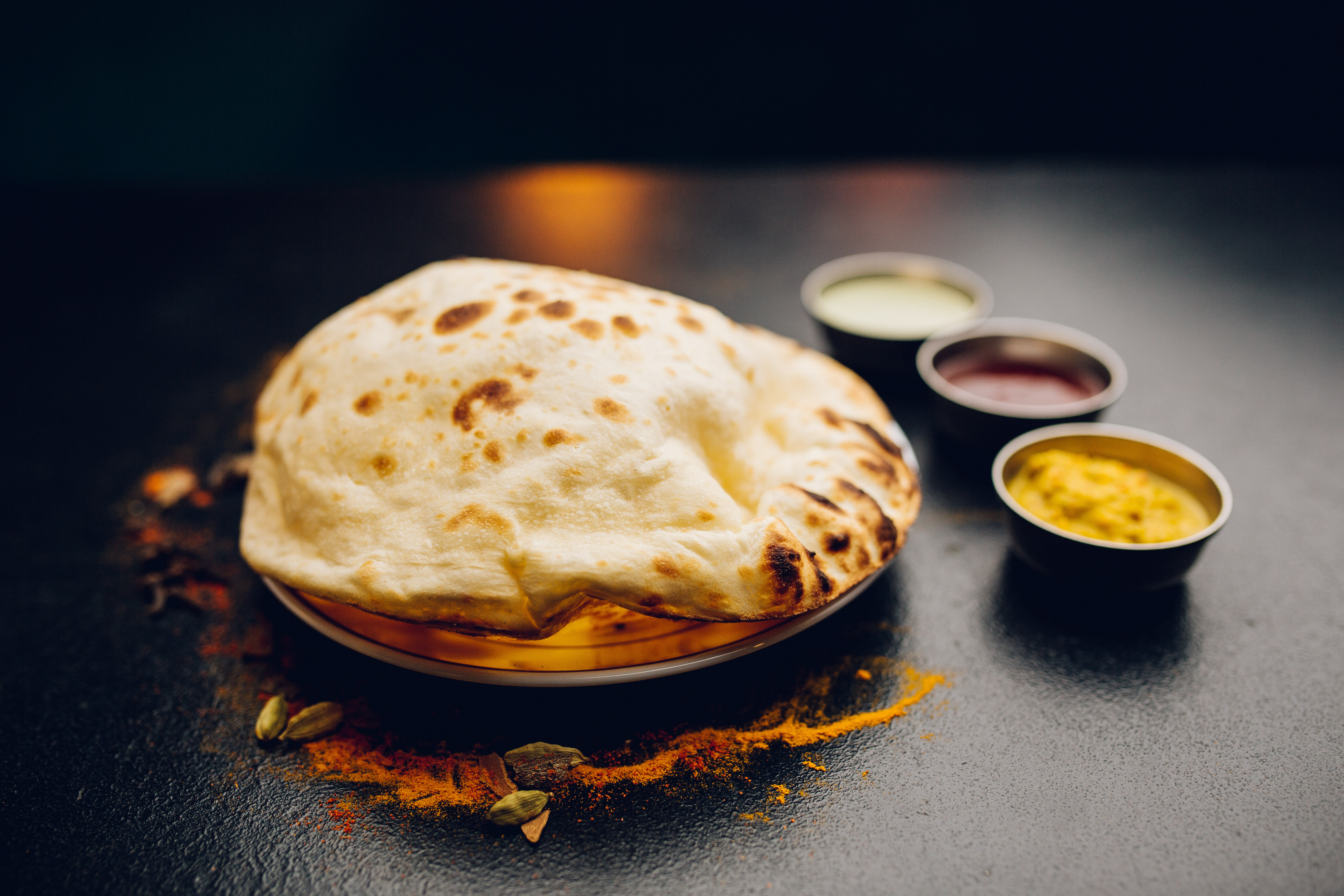 Grillades et mix grill au four tandoor : comment le Thali cuit ses viandes à La Valentine